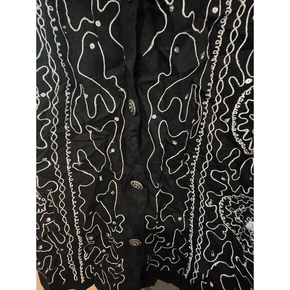 Choices Vintage Black & White Embroidered Jacket – EUC Size Large - Picture 4 of 4